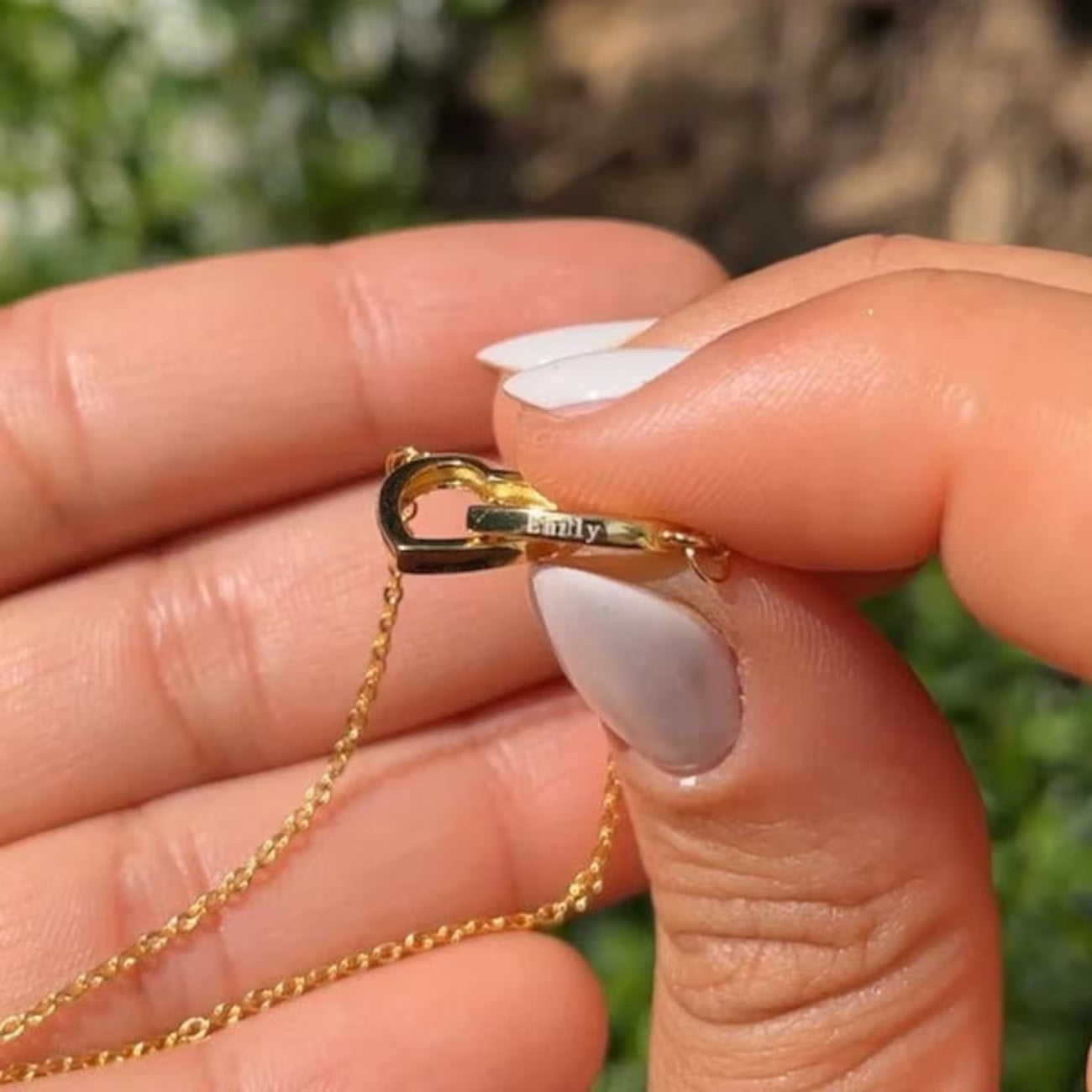 Écrin Rose Éternelle & Collier Gravé